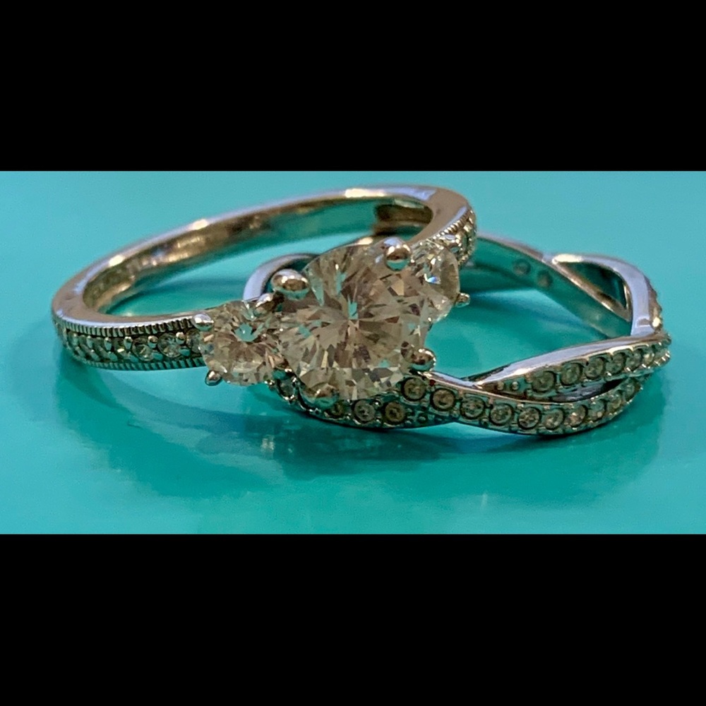Cubic Zirconia ring set size8